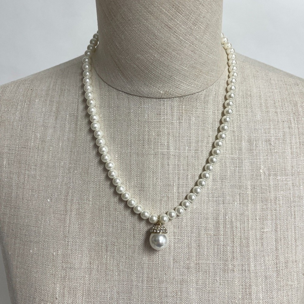 Faux White Pearl Gold-tone Women's Fashion Necklace and Earrings